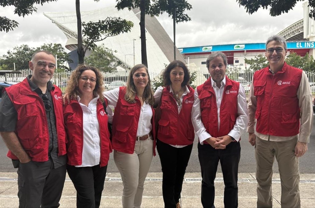 Costa Rica 🇨🇷 recibe hoy a una delegación de España 🇪🇸 encabezada por <a href="/Eva_Granados/">Eva Granados Galiano 🌹</a>, Secretaria de Estado de Cooperación Internacional. La visita fortalecerá la cooperación 🤝 en áreas como agricultura sostenible, bioeconomía, biodiversidad, cambio climático y cohesión social.