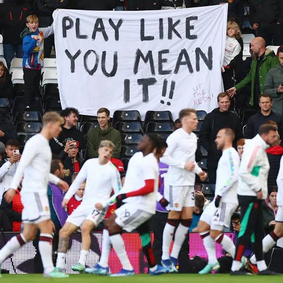 We need to release all the Manchester United players after seeing this and still playing shit.