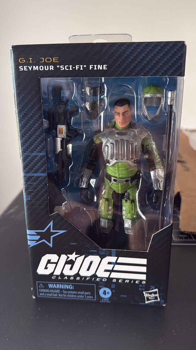 DanInCasper's tweet image. New arrival. He really brings back a lot of memories because this was definitely the final 3.75 I bought when I was young. Good memories, welcome back friend. @destrodesigns @gijoeguy84 @CollectsE @EnergonStudios @PopCultFrenzy @TheBearded_Sumo @theygone238