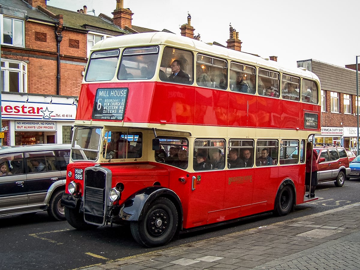 StedmanSlowSix's tweet image. A bonus afterwards was a trip out to Mile Oak on the @BrightonHoveBus Bristol K-type, followed by a very rare outing on a Brighton Corporation Leyland Atlantean to Haywards Heath on rail replacement.
#southernregion #southerneelectric #slamdoor #VEP #BristolK #LeylandAtlantean