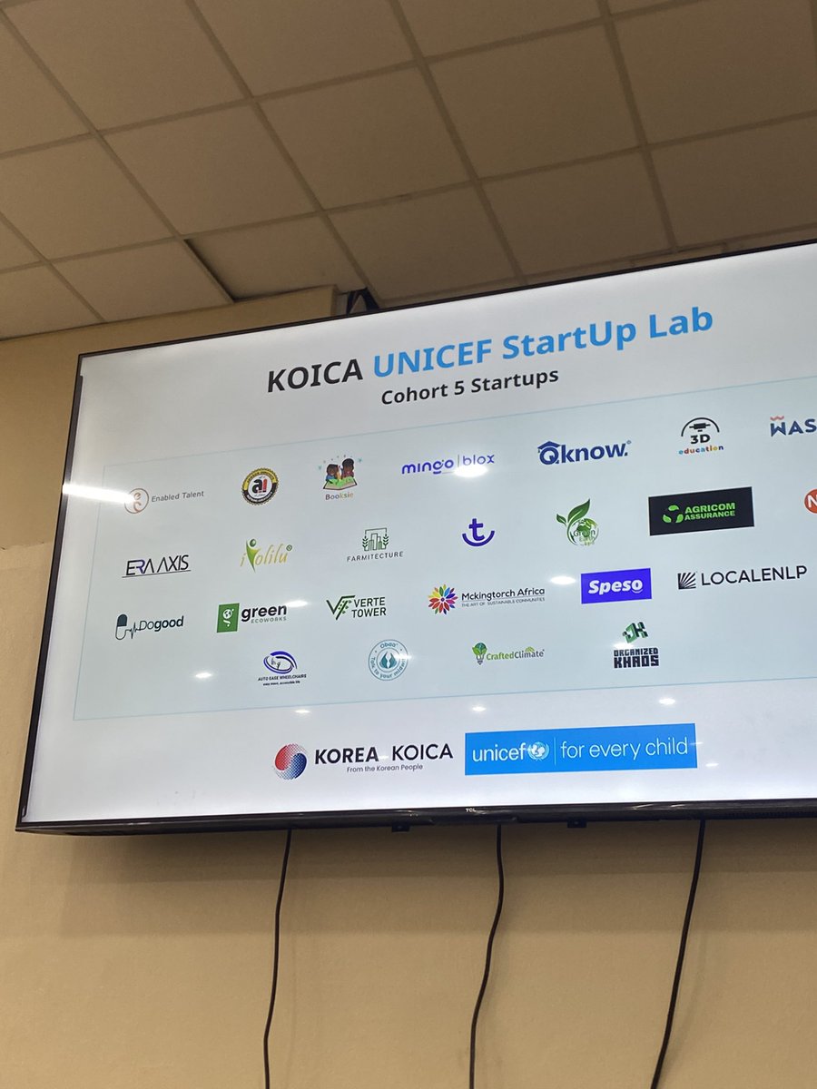 LocaleNLP's tweet image. 🇬🇭 What a day in Accra! Just wrapped an incredible session at the @UNICEFStartups Lab Ghana. Minds blown, ideas sparked, and some MAJOR news loading… 🤫 

Big collaboration incoming watch this space! 🚀 

#UNICEFStartUpLab #GhanaTech #InnovationGH