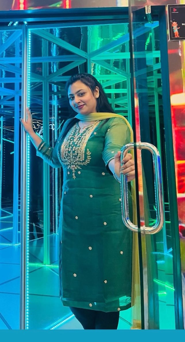 Deshifanst's tweet image. সামিরা খানকি মাগি🥵। কি বিশাল দামড়ি শরীরের মাগি। কি মাংশালী, হস্তিনী শরীর মাগির। উফফফ যেন অস্ট্রেলিয়ান গাভিন। যেন দেশী ওলানওয়ালা গাই🥵। চুতমারানি মাগিই