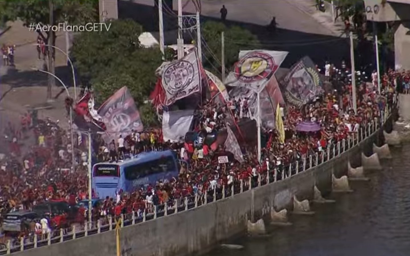 AeroFla movimentou milhares de torcedores rubro-negros - Reprodução/GETV