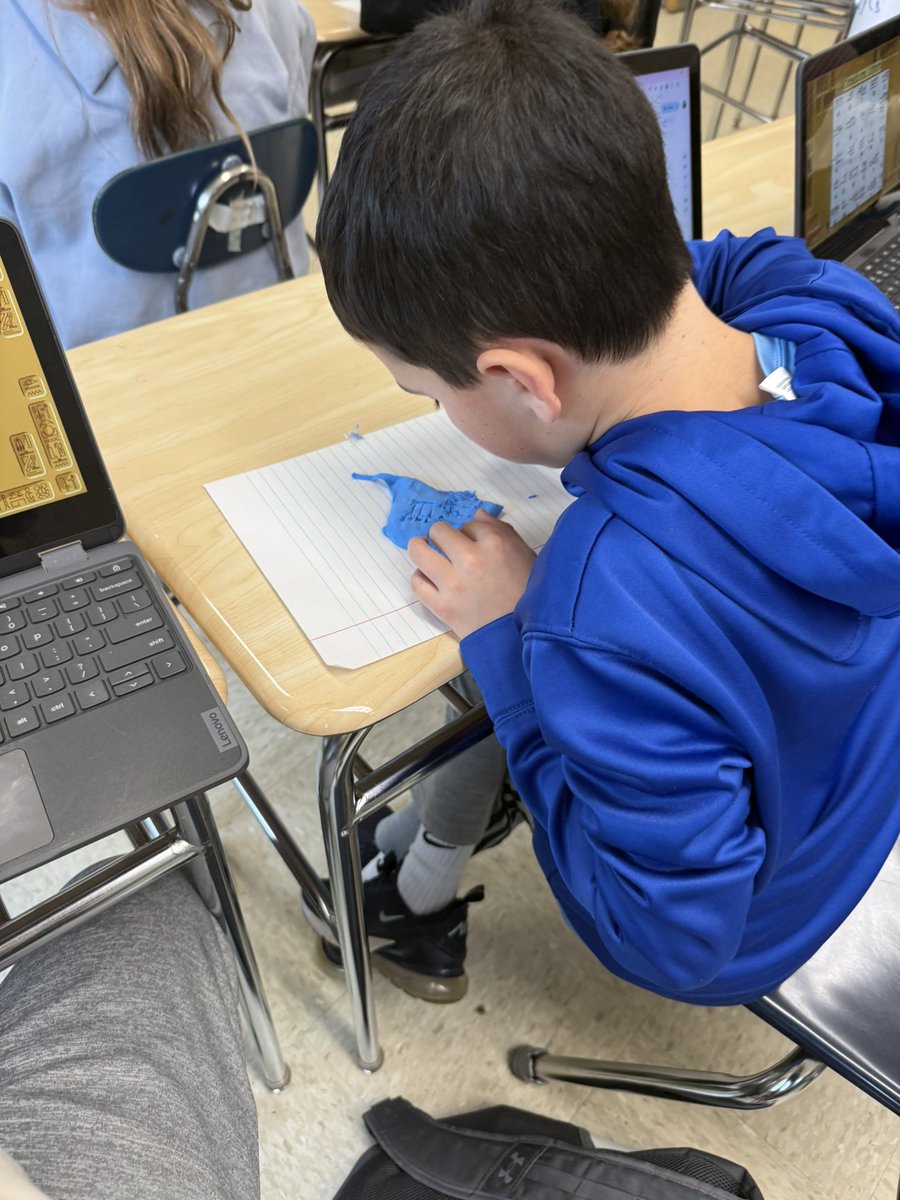 Ms. Schnabel tweet media