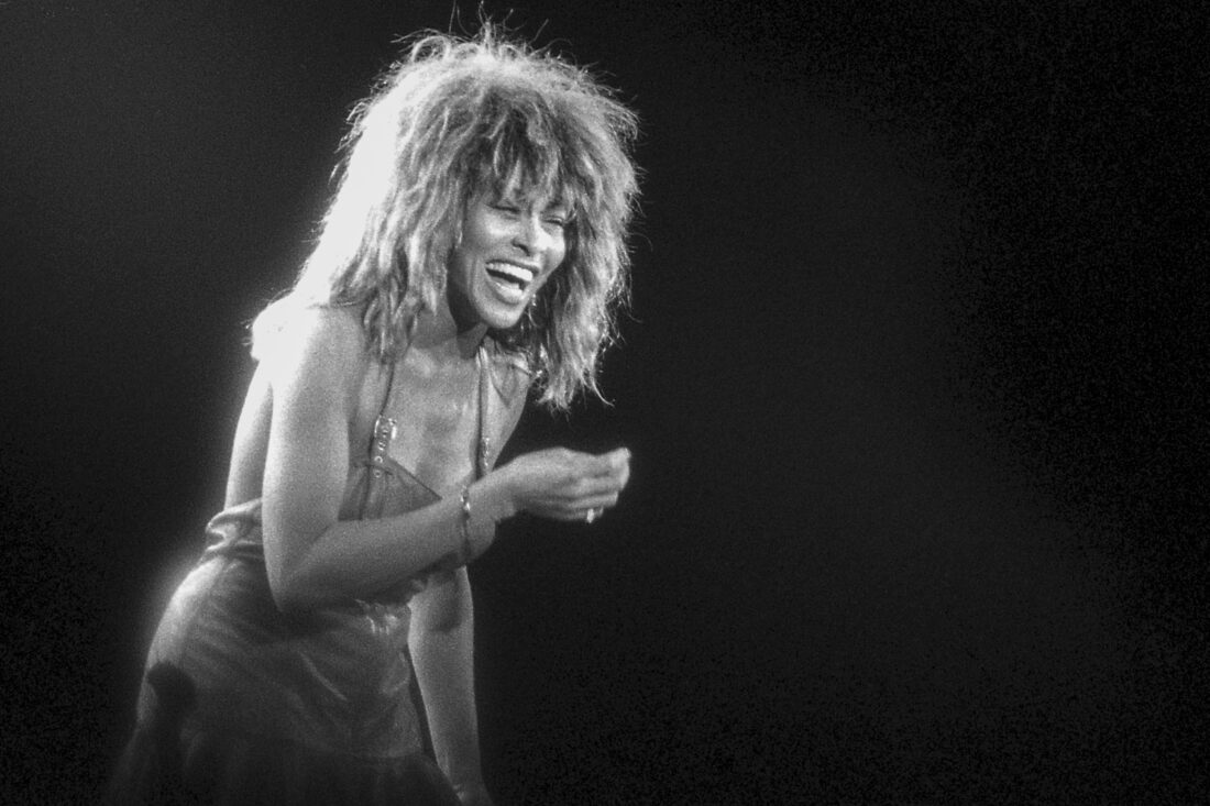 CompagniaTDF's tweet image. ... Abbiamo una vita ben diversa da quella che hanno potuto avere le nostre nonne e le nostre mamme. Ci vuole rispetto per le persone di qualunque età e di qualunque razza, e io ce l&apos;ho. Mi sento bene, guardo avanti e cerco continuamente nuove occasioni...
#TinaTurner