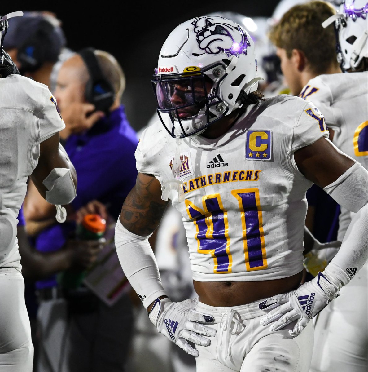 Thank you God! Blessed to receive a D1 Offer from Western Illinois University!  
 <a href="/KreczmerWIU/">Brandon Kreczmer</a> <a href="/TritonNation/">Iowa Central Football</a> <a href="/CoachConleyDC/">Jeremy Conley</a> <a href="/coach2Finley/">Coach smiley</a> <a href="/coach7haskins/">Marcus Haskins</a> <a href="/coachJClegg/">Justice Clegg</a> <a href="/CoachO60/">Devone Yelverton</a> <a href="/CoachTalto2/">Coach Montalto</a>