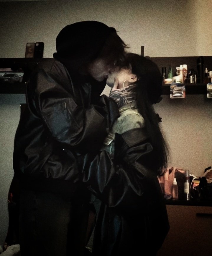 ♡ (@loversphotoss) on Twitter photo 