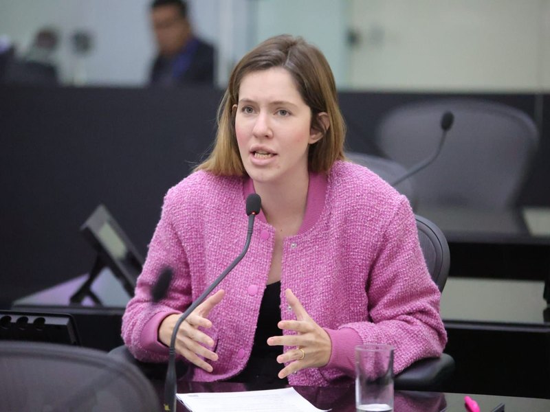 Cibele Moura solicita expansão do OxeTech para mais cinco municípios alagoanos

Confira mais em: correiodosmunicipios-al.com.br/politica/2025/…