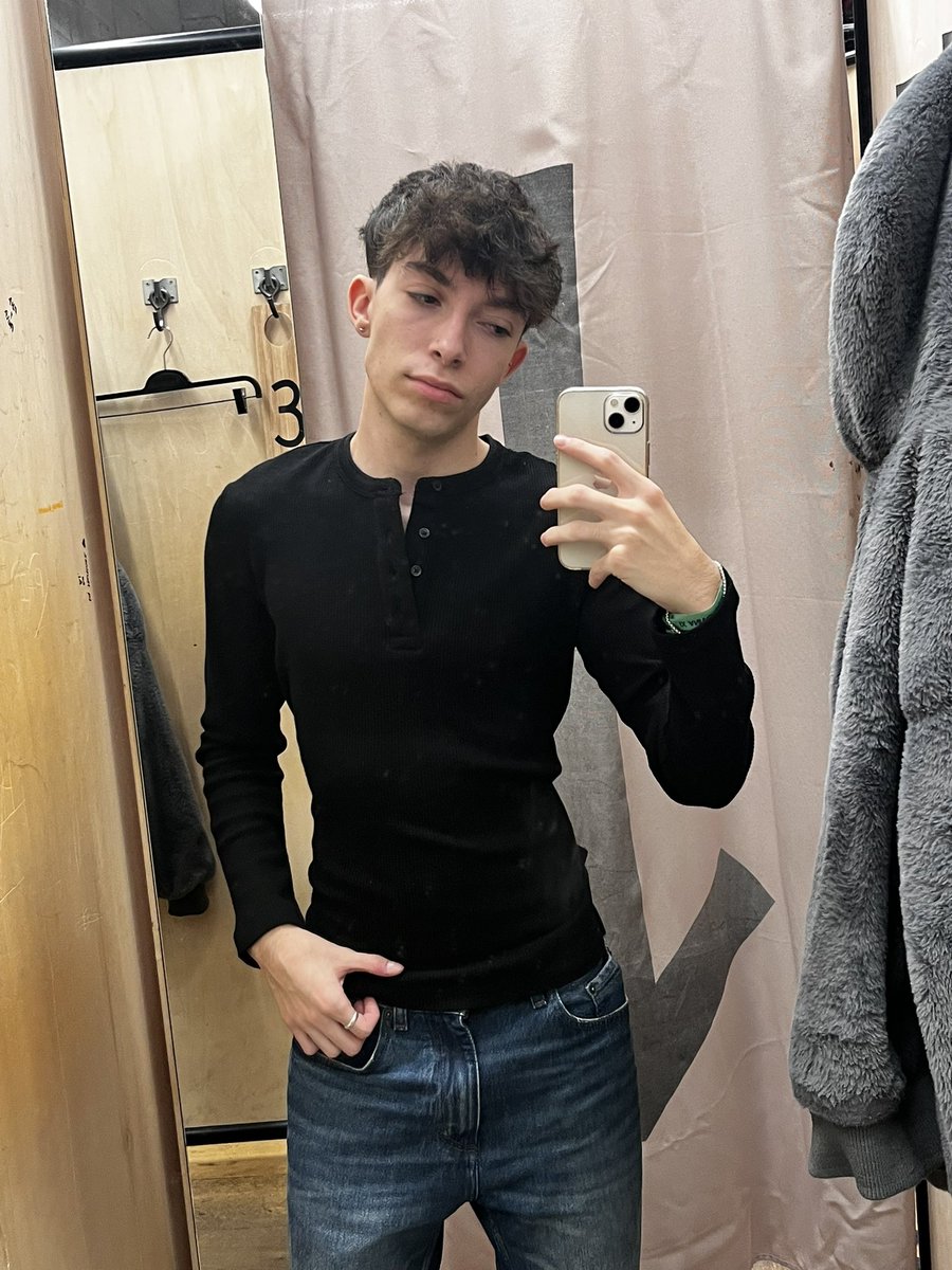 ♡♡♡'s locket tweet media