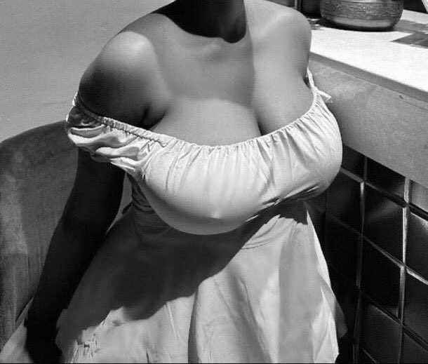 veekiebeen's tweet image. Every man’s happiness..right?