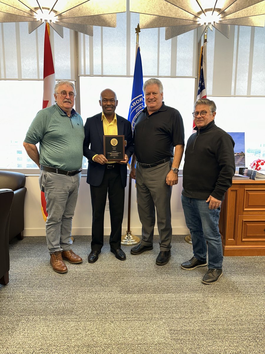 liuna183's tweet image. A sincere thank you to Anthony Henry, President at the @TheWalnutFounda, for this meaningful recognition. LiUNA Local 183 was proud to support the 2025 Walk the Path Walkathon and help advance awareness for men’s health and prostate cancer. 

#LiUNA #CommunityStrong…