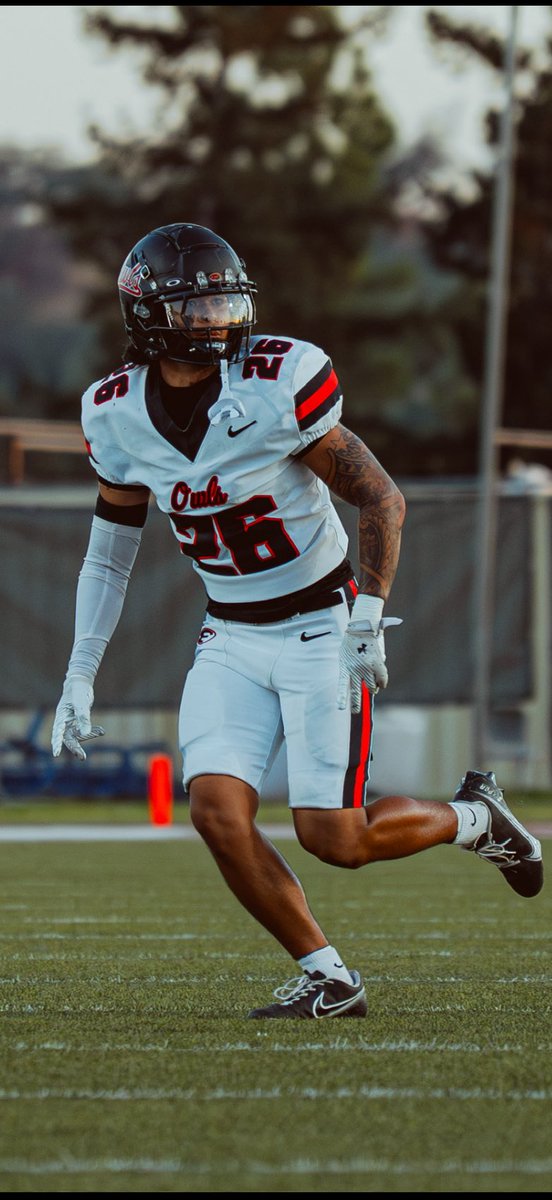 TRANSFER READY!!

6’0 195 FS/SS
D1 BOUNCE BACK (SJSU) 
PHYSICAL SAFETY WITH ELITE RANGE!!!

hudl.com/v/2TAS1u

<a href="/BrandonYounger/">Brandon Younger</a> <a href="/RaivioMatt/">Coach Rav</a>