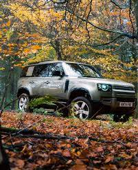 HinsdaleLRRR's tweet image. Happy Thanksgiving eve! 🦃
Thankful for the rugged reliability and adventurous spirit of the Land Rover Defender. It takes us wherever we need to go, from the paved roads to the unbeaten paths.
What are you thankful for today?
#HappyThanksgiving #LandRover #Defender #Adventure 🧡