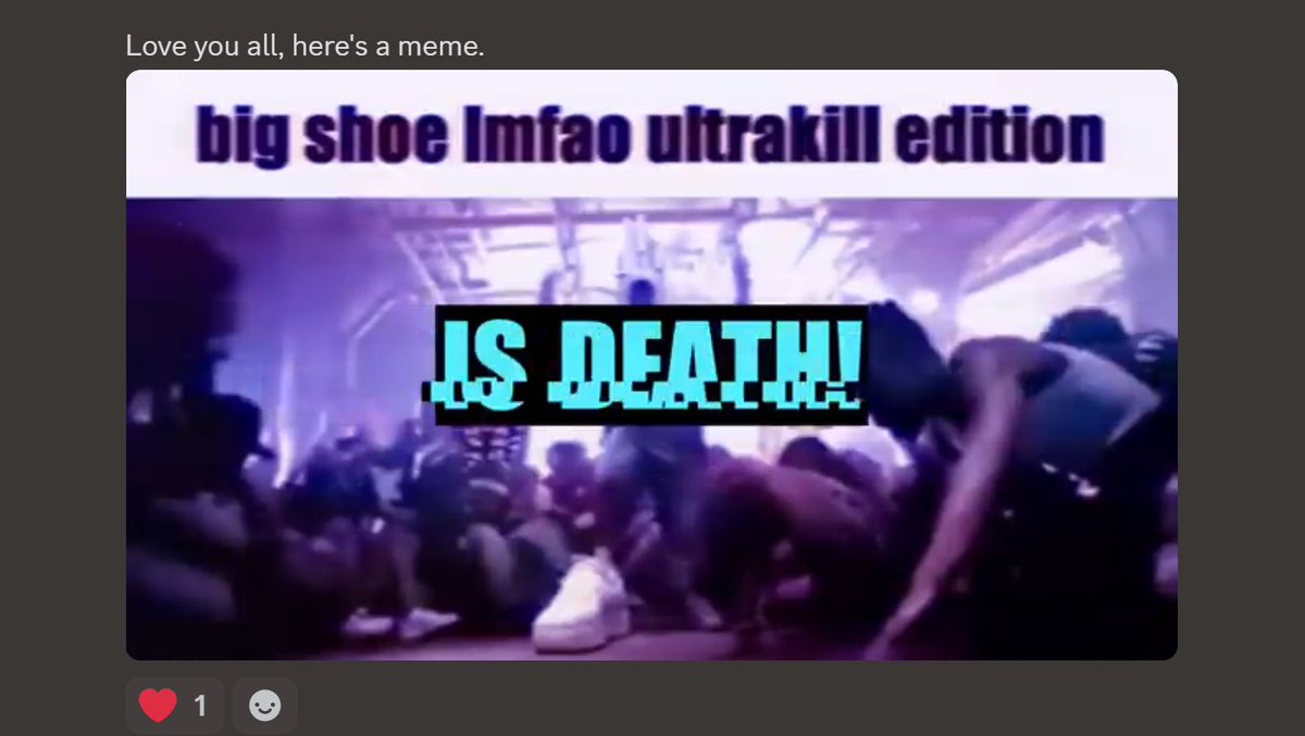 Anytime I ping everyone in my discord i have the decency to present a meme as tribute to the masses.