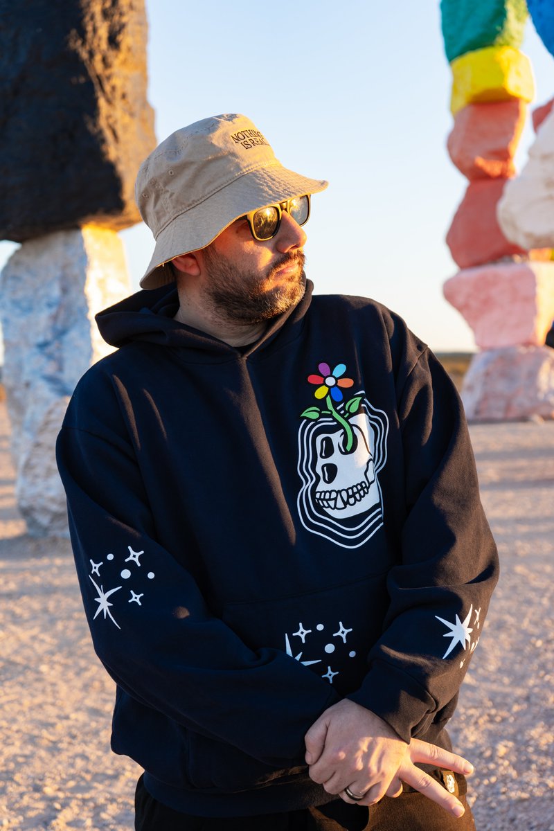 rocsolmiami's tweet image. Shout out to @JaeTips for the dope hoodie! 

@TheeHustleHouse @seannana @illaDaProducer @NGBxShpend  @MiamiBeatWave