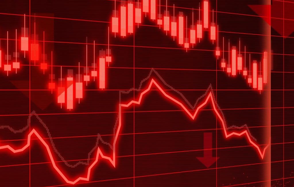 🚨 SOMETHING IS WRONG WITH ALTCOINS TODAY

Multiple mid-caps got nuked within minutes — same pattern, same timing.

That’s not random volatility. That’s coordinated repositioning.

When moves sync like this…
a rotation is loading. ⚡