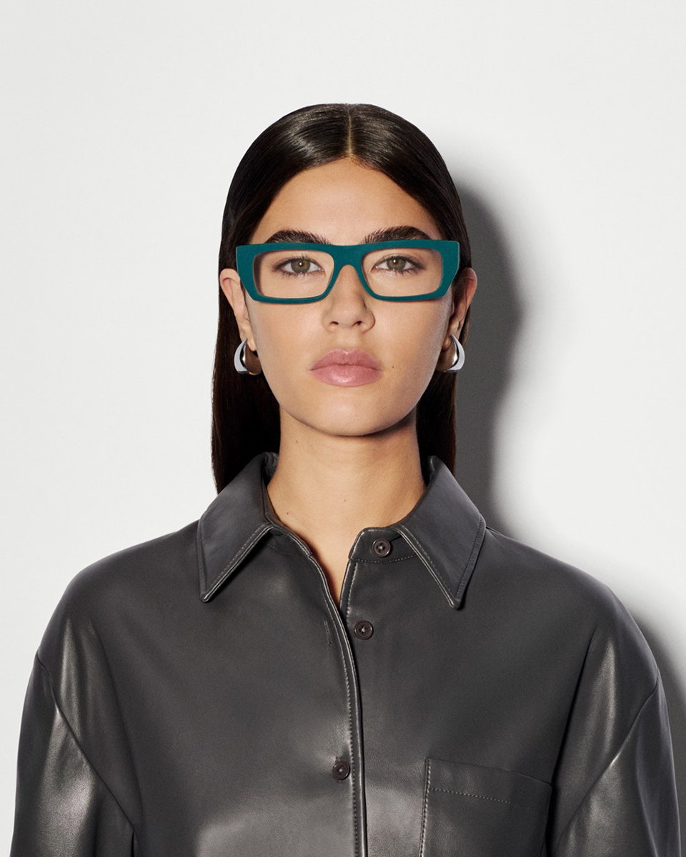 Teal frames to steal the show 💚
bit.ly/4ahinuZ