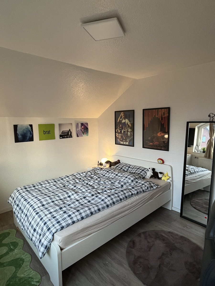 marvisions1's tweet image. cozy space