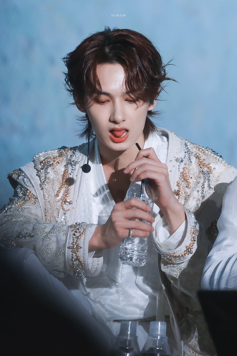 문준휘 얼굴 tweet media