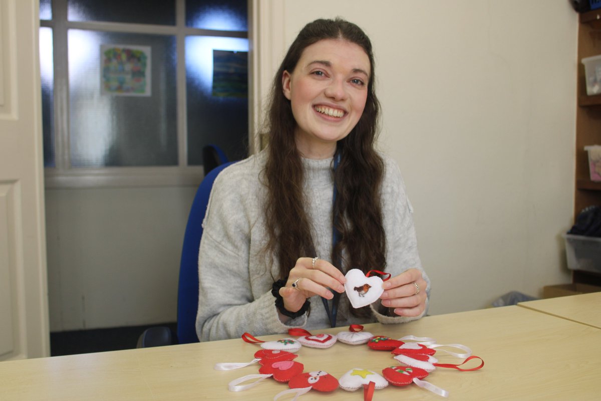 lightprojectpb's tweet image. Rachel, our Administrator, has made some amazing Christmas Hearts for our campaign. Her robin design is particularly beautiful. ☺️

Thank you to everyone else who has contributed with their crafted hearts so far. We are looking forward to handing them out very soon!