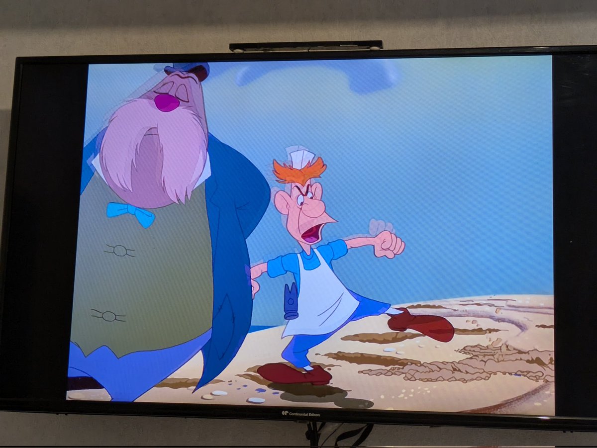 Faire découvrir à Monsieur Dernier "Alice au pays des merveilles", et le voir rire devant l'absurdité des scènes.
Cela me replonge en enfance 🥰