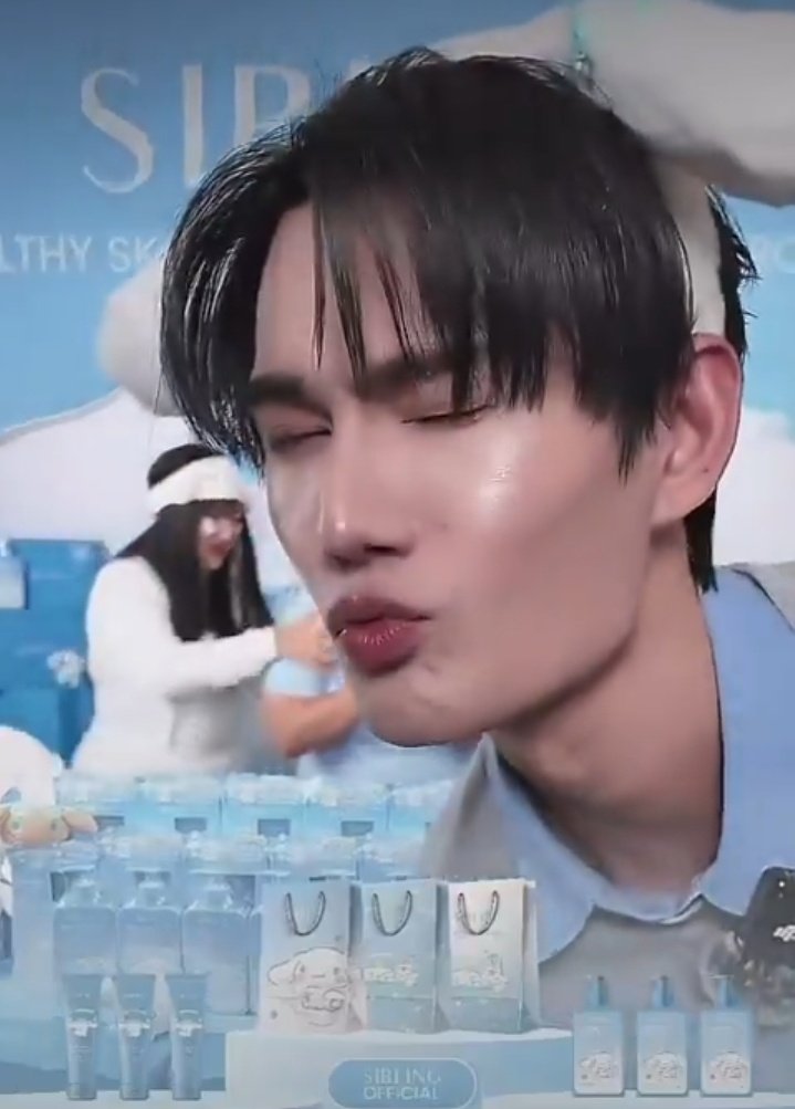 bewith_ppoohkt's tweet image. ม๊วฟฟฟฟฟ 😘 แงงงง ยัยชินามู่น่ารักมากกกกกก 

@pavelphoom #pavelphoom