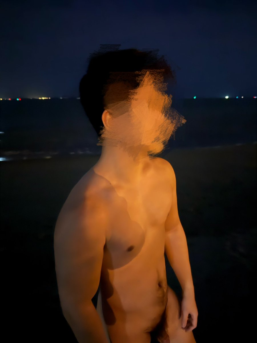 海边

#野裸 #暴露