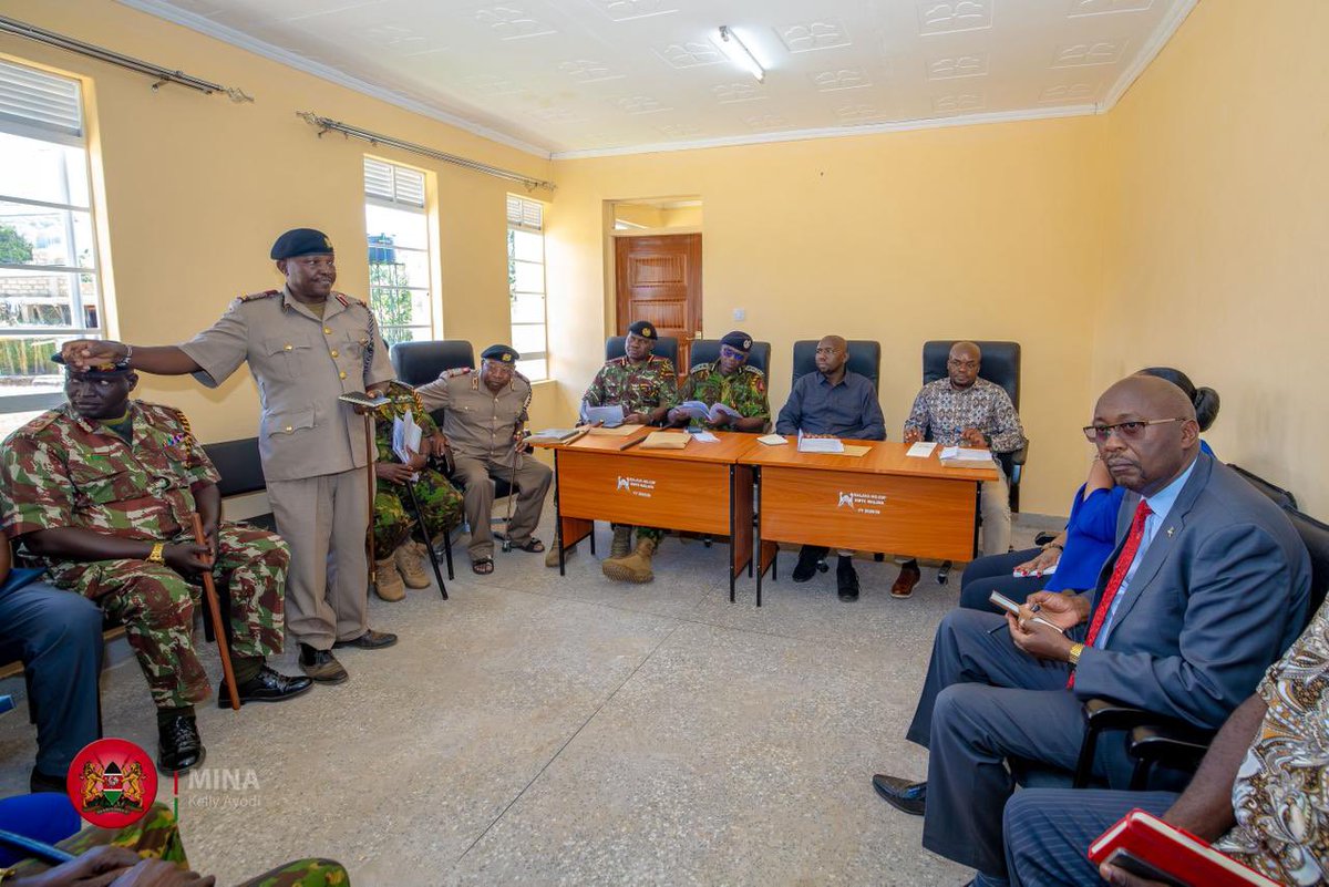 ray_omollo's tweet image. With CS @kipmurkomen, we met security teams in Malava and Kabuchai to assess their preparedness ahead of tomorrow&apos;s by-elections. 

We reviewed contingency arrangements, rapid-response mechanisms and the overall command structure to ensure a safe, orderly and transparent…