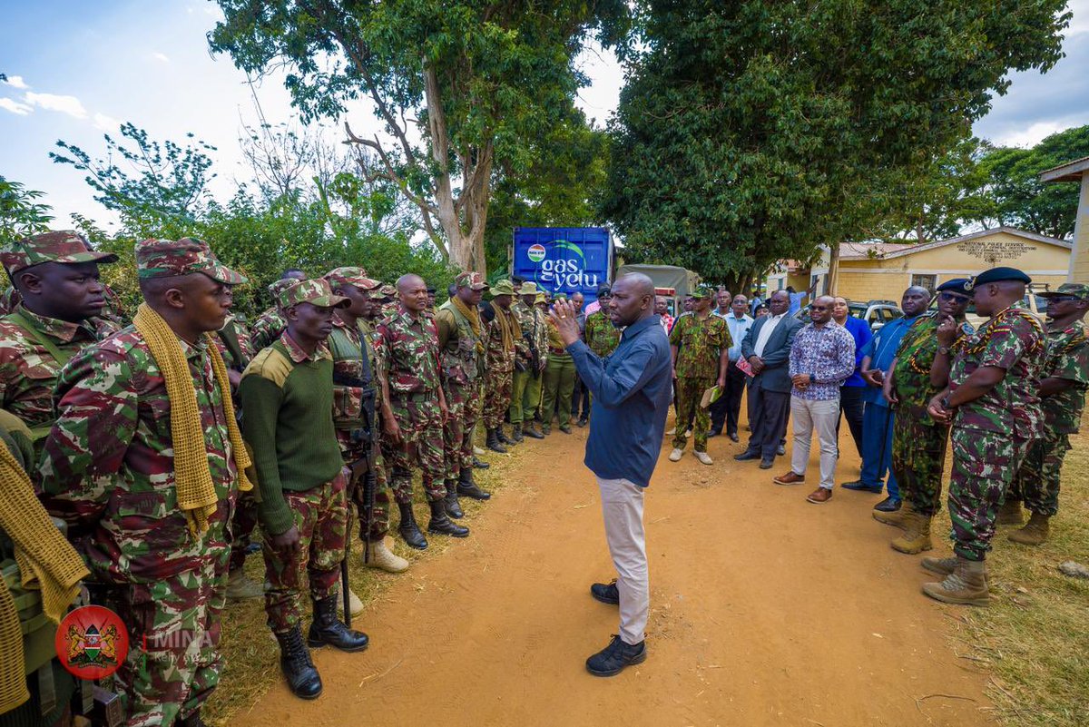 ray_omollo's tweet image. With CS @kipmurkomen, we met security teams in Malava and Kabuchai to assess their preparedness ahead of tomorrow&apos;s by-elections. 

We reviewed contingency arrangements, rapid-response mechanisms and the overall command structure to ensure a safe, orderly and transparent…