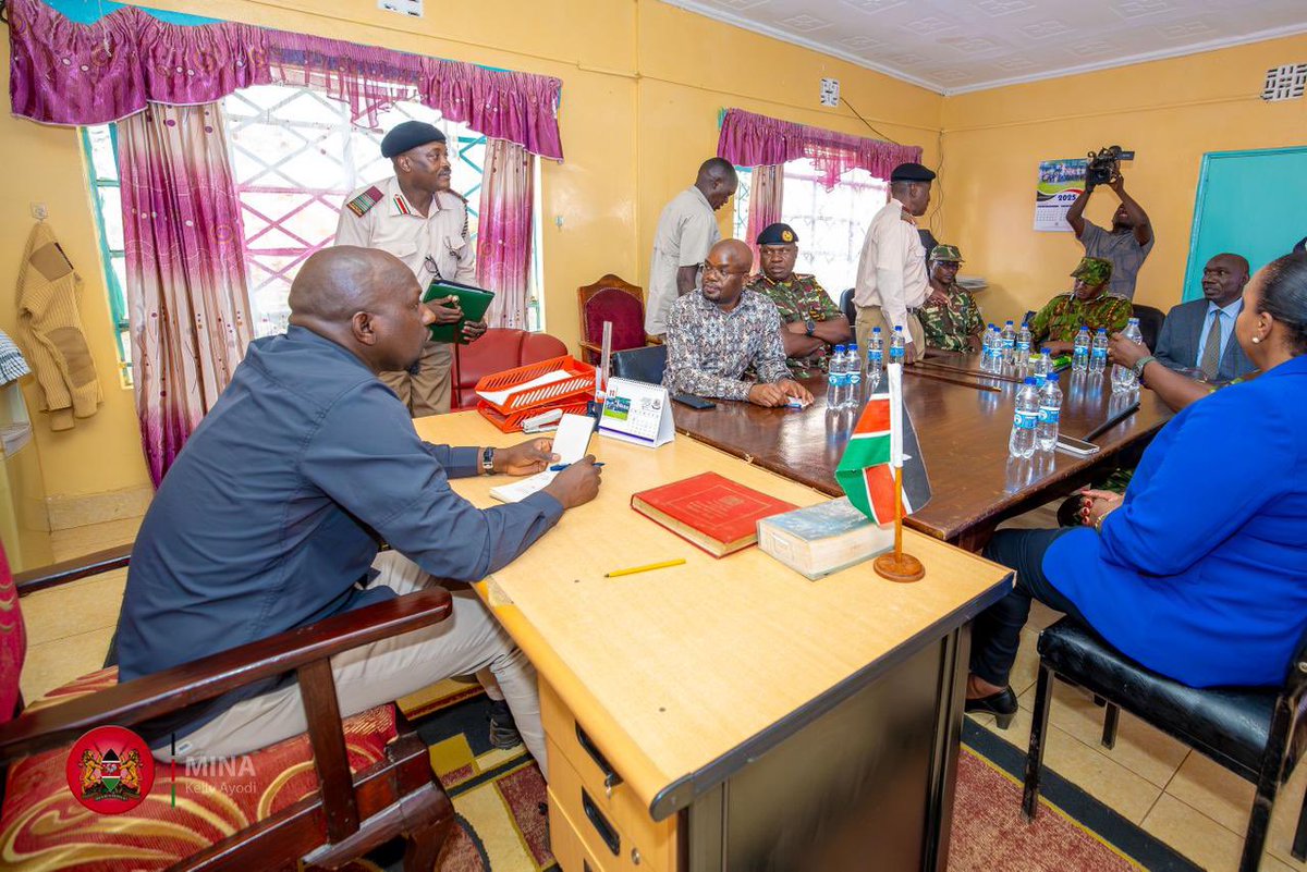 ray_omollo's tweet image. With CS @kipmurkomen, we met security teams in Malava and Kabuchai to assess their preparedness ahead of tomorrow&apos;s by-elections. 

We reviewed contingency arrangements, rapid-response mechanisms and the overall command structure to ensure a safe, orderly and transparent…