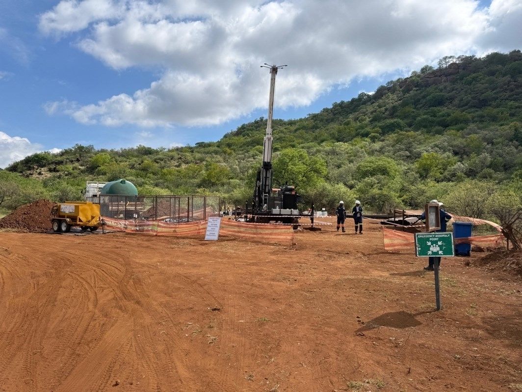 EastportV's tweet image. Eastport Ventures announces the launch of Phase 1 drilling at the Semarule Rare Earth Element #REE Project in Botswana, aligned with its multi-asset exploration strategy. Phase 1 begins with 7 diamond drill holes. 

Read more: newsfilecorp.com/release/275988…

#EVI #CriticalMinerals
