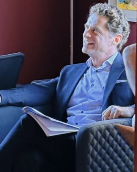 amalia186522's tweet image. Όσο και να κράζουν τον Δημήτρη Λάλο , κάποιοι γραφικοί, είναι αδιαμφισβήτητο γεγονός ότι οι σειρές που πρωταγωνιστεί είναι από τις πιο πετυχημένες , με την μεγαλύτερη τηλεθέαση! 😚

#samos #timoros #MiaNyxtaMono