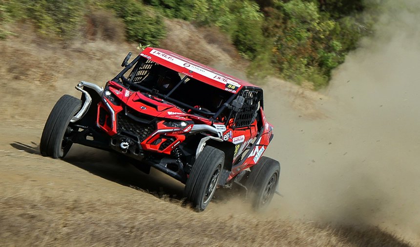 ↘️Offroad 2025 Şampiyonları Sakarya'da Belirleniyor...
👉otoaktuel.com.tr/offroad-2025-s… 
📍Türkiye Offroad Şampiyonası'nda sezon bu hafta sonu 54OSK'nün organize edeceği Sakarya Offroad Yarışı ile sona eriyor. #spor #offroad #sakarya <a href="/TOSFED/">TOSFED</a> <a href="/PetlasGlobal/">Petlas</a>
