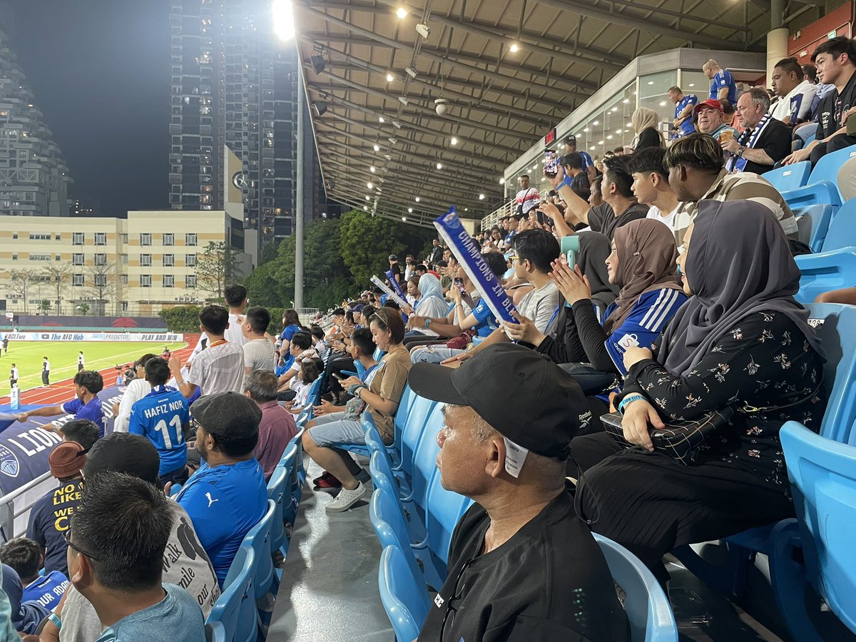 Asian Champions League. 3-2 home win, that sent the locals home happy.

Decent turnout from the Indonesians.