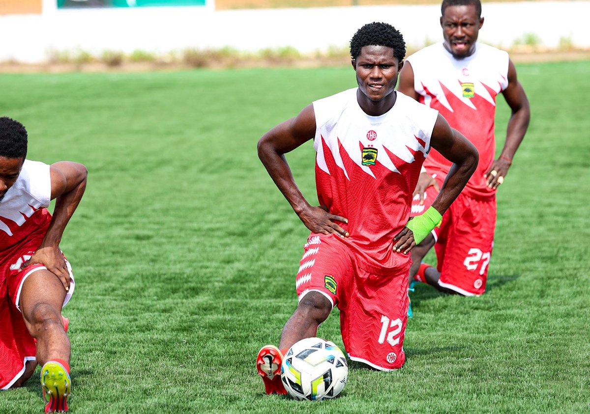 AsanteKotoko_SC's tweet photo. Warming up for the afternoon’s assignment.

#BasakeKotoko https://t.co/ttyOSBWqyD