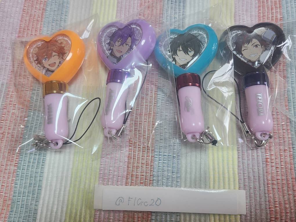 FlGc20's tweet photo. 【交換】あんスタ スタフォニ ミニペンラ

譲:スバル、アドニス、みか、鉄虎
求:ゆうた>>光、創(各1)

郵送交換希望です。
お気軽にお声掛けください。 https://t.co/2Tkd9tGe8X