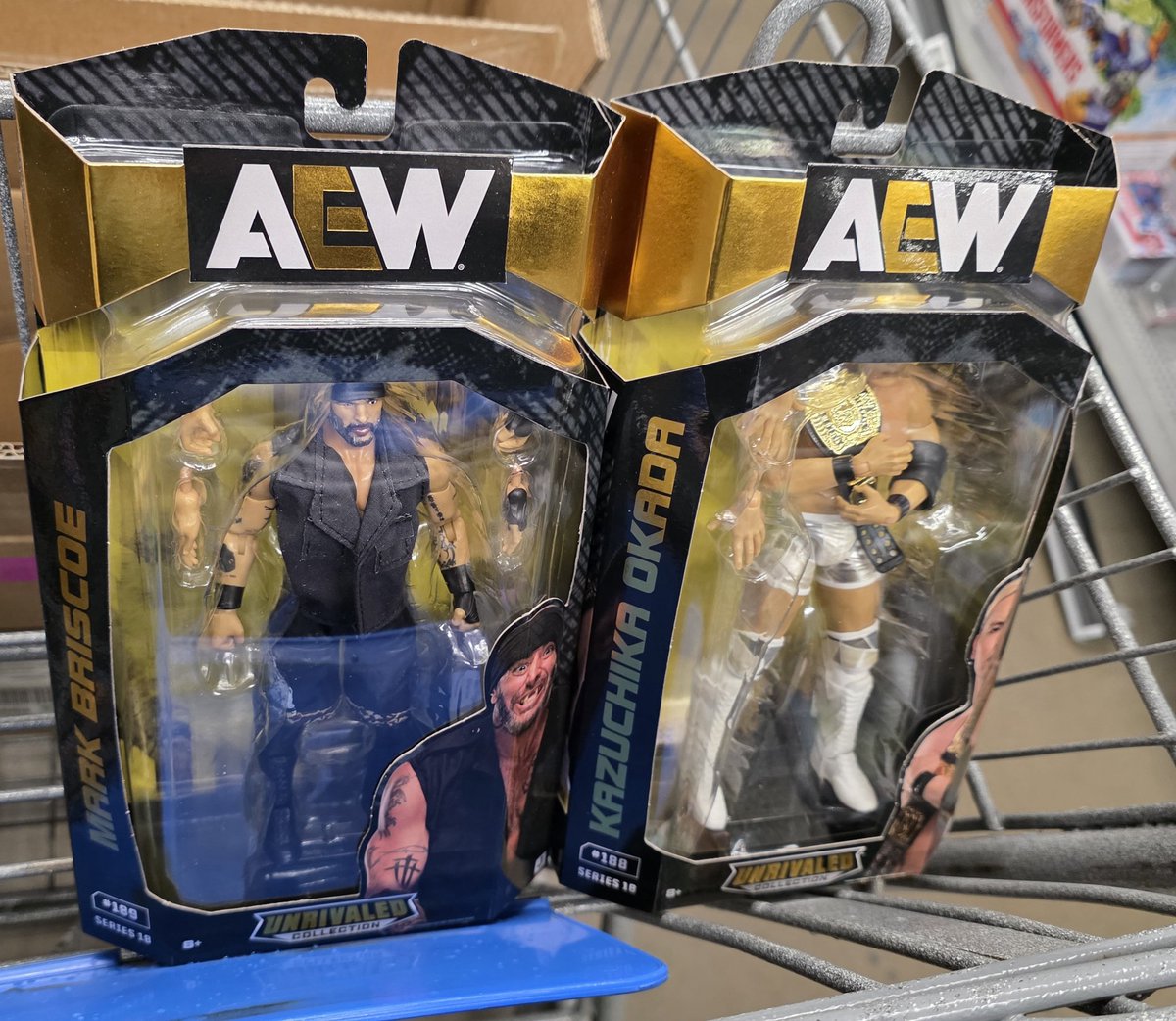 Berserker1973's tweet image. #CHC
#CollectorsHelpingCollectors 
Found 3 UNOPENED cases of Unrivaled 18 this am...
ABSOLUTELY NO CHASES and to a lesser extent Jack Perry
3 CASES, NO CHASE!
Got these guys and gal...
ALL SPOKEN FOR