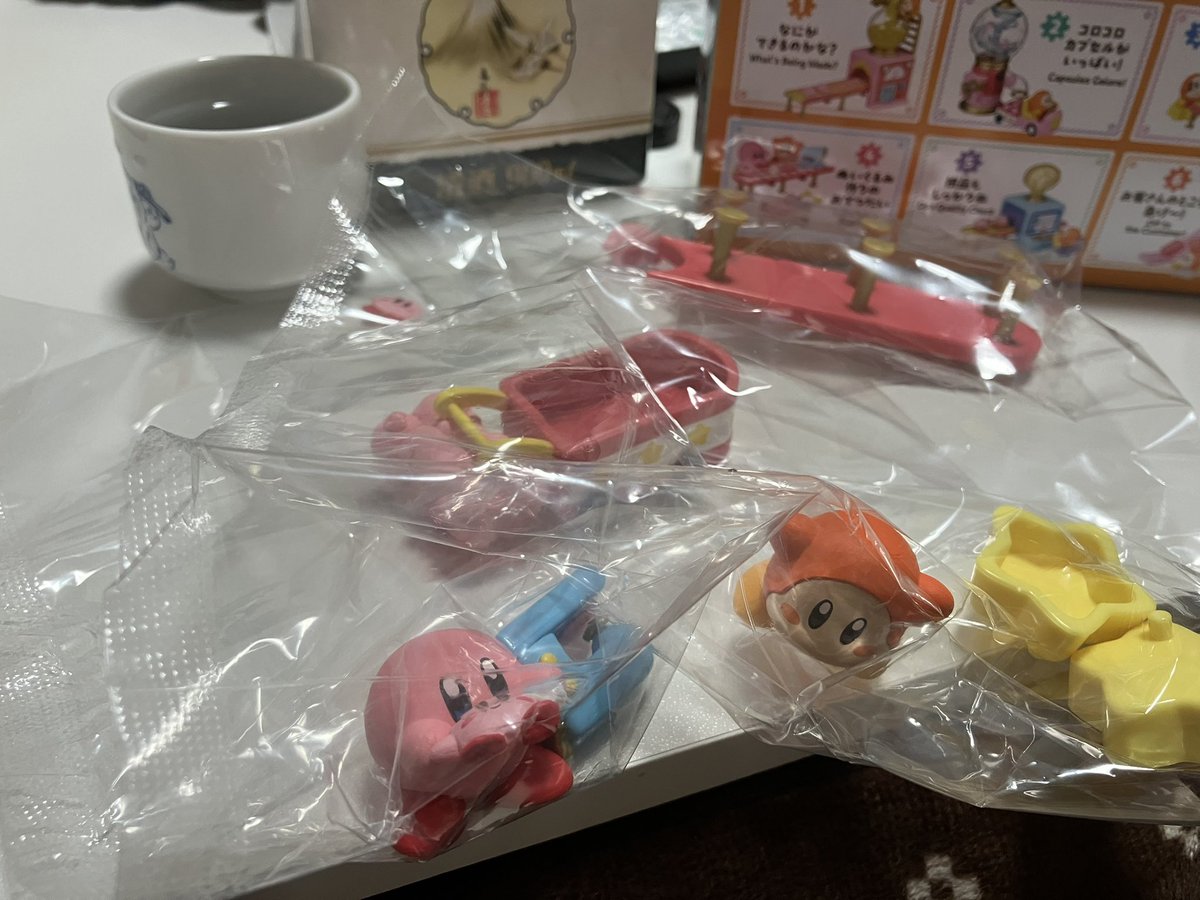 カービィ 「星のカービィ ワドルディのおもちゃ工場をショッピングモールで買ってきたんですが、」|金印のイラスト