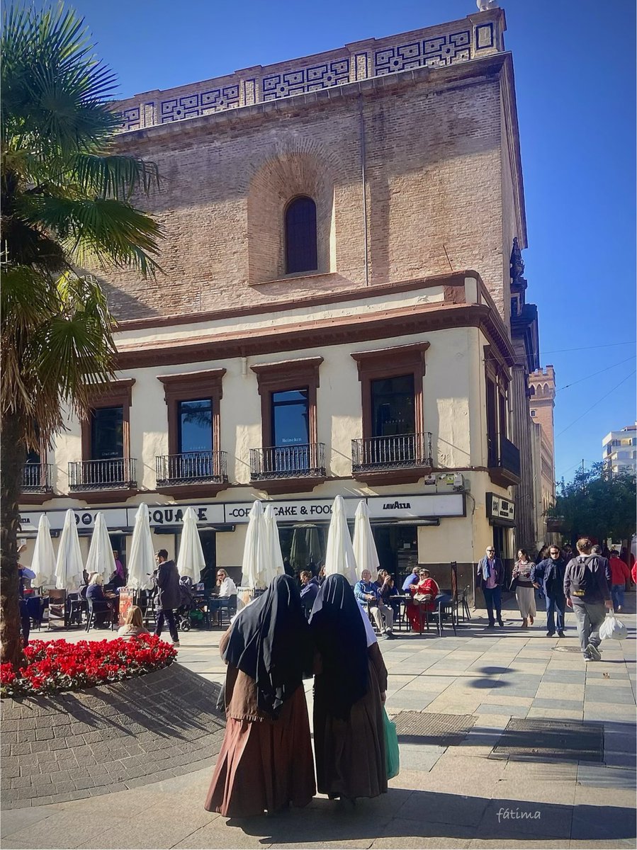 Ellas

    A Dios por el amor…♥️