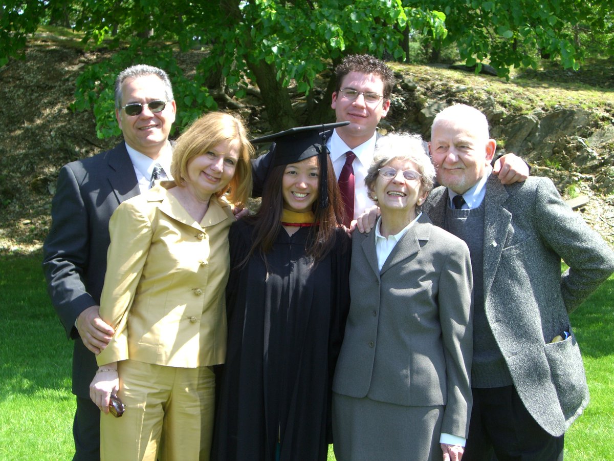 vortexmelodic's tweet image. Vortex 💠 LEARnings: 🔑
🔳 Critical THINKing all POVs 🔍🔎
🔳 Choose POV + defend until 🪦
🔳 Purposeful positions &quot;win&quot; any argument 🏆
🔳 Simplify stance down to 1 WORD 🎯

📜 @elonmusk ✍️🏼 @grok 
📜 @JeffBezos ✍️🏼 &quot;Kapri&quot;
📜 @sundarpichai ✍️🏽♊️
📜 @finkd (zuck) ✍️🏼 &quot;BabyZ&quot;

👩🏻‍🏫