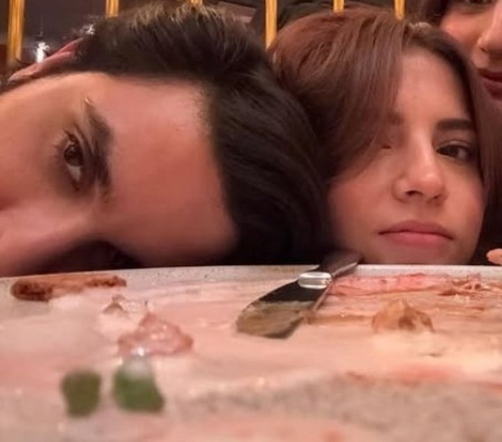 abxexxaa__'s tweet photo. It's Ahad Dananeer with their iconic head touch against the whole world 😙 https://t.co/MBZPgh2yea