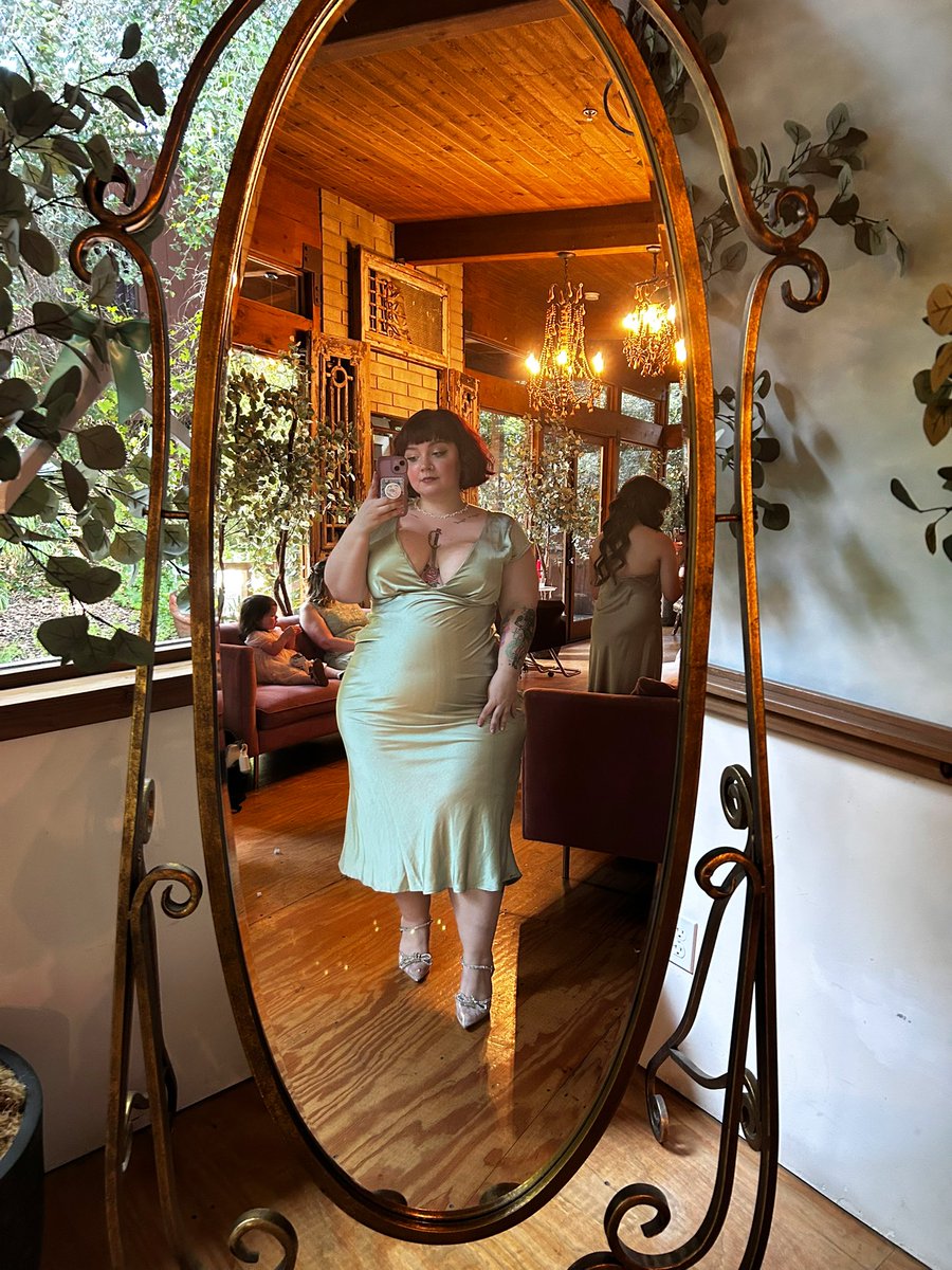 pixar mom dump truck ass tweet media