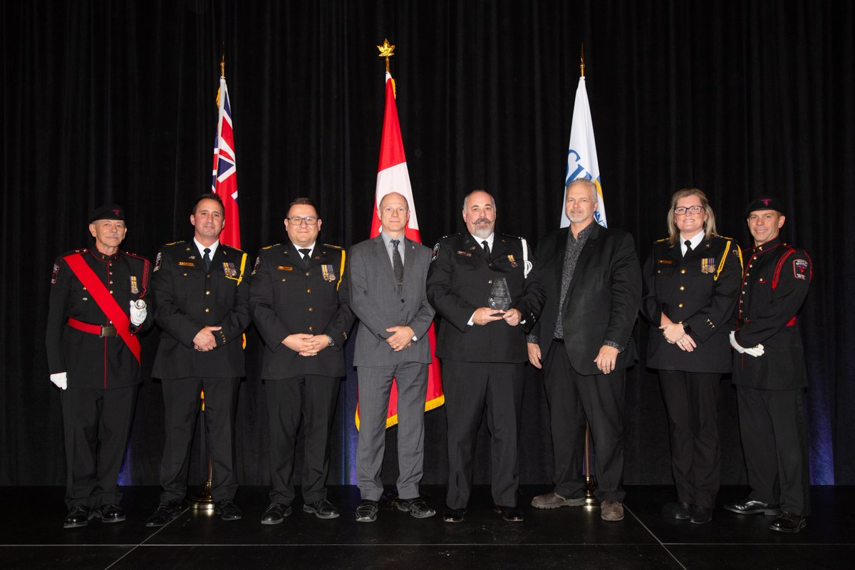 COSParamedic Service tweet media