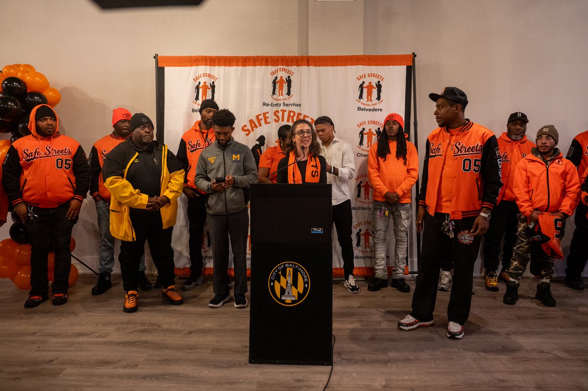 BaltimoreMONSE's tweet image. Yesterday, Safe Streets Baltimore proudly opened the McElderry Park site with a community-driven ribbon cutting. We are deeply grateful for the support of @MayorBMScott, Councilman Glover, and our partners at @LBHealth.
