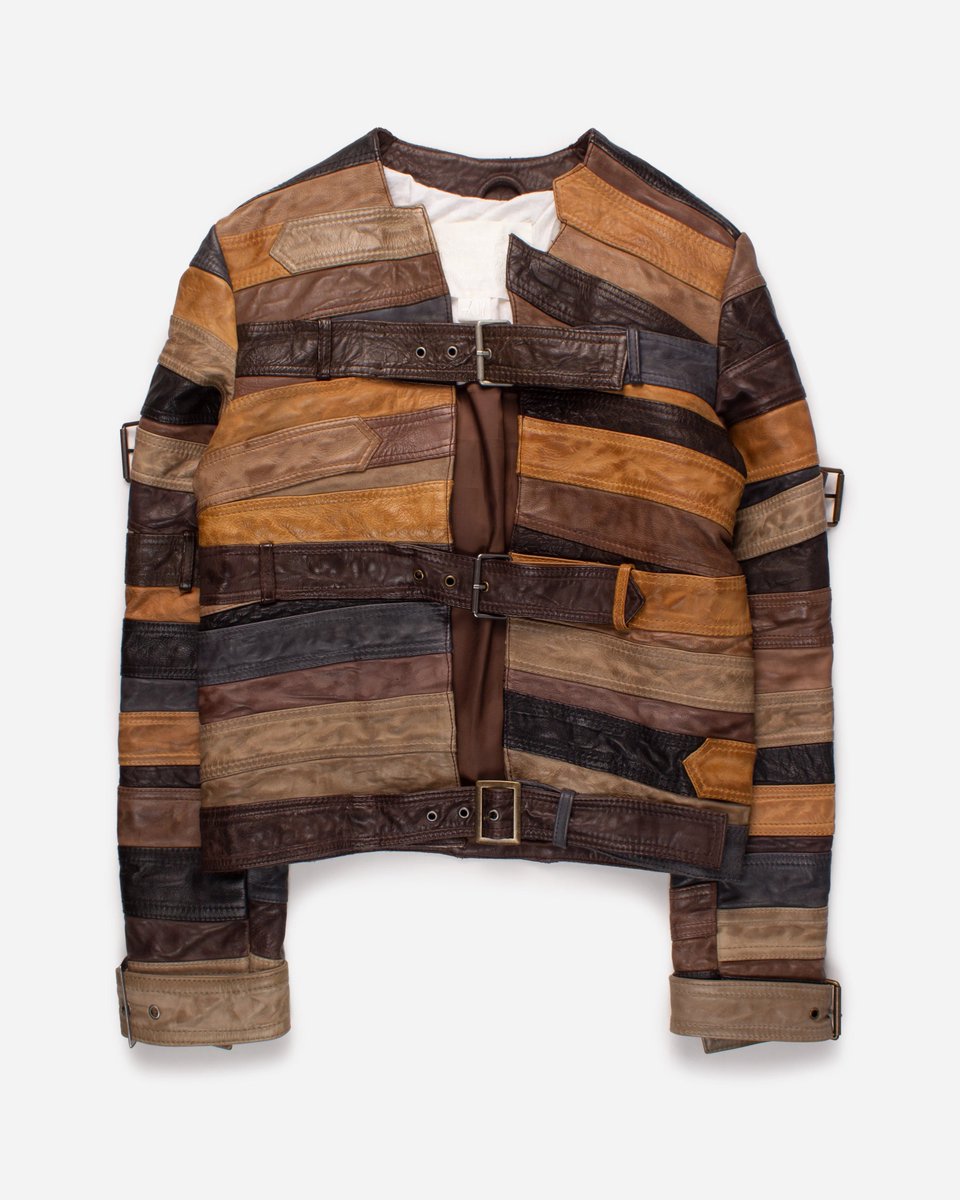 ComplexStyle's tweet image. Fit so iconic, you don&apos;t even need to see his face