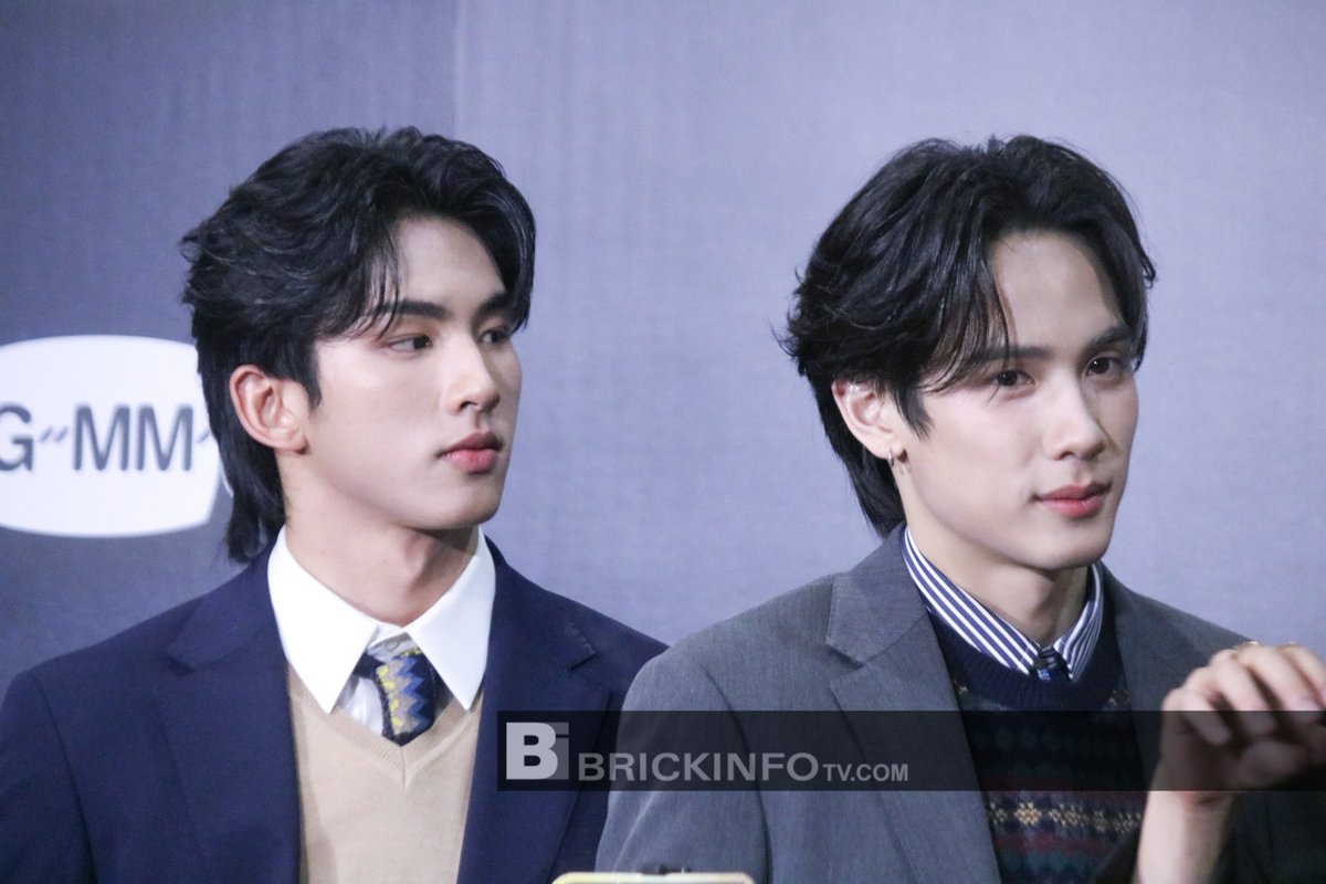 BrickinfoReport's tweet image. [เก็บตก] “เซิร์ฟ-จาว่า” นักแสดงจากซีรีส์ “Roommate Chaos หอในหัวใจวุ่นรัก” ช่วงสัมภาษณ์สื่อมวลชน

MAGIC VIBES MAXIMIZED X SJ

#RoommateChaos #GMMTV2026
#GMMTV2026XSurfJava #swensurf #javabh #SurfJava #Brickinfo