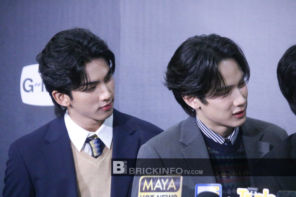 BrickinfoReport's tweet image. [เก็บตก] “เซิร์ฟ-จาว่า” นักแสดงจากซีรีส์ “Roommate Chaos หอในหัวใจวุ่นรัก” ช่วงสัมภาษณ์สื่อมวลชน

MAGIC VIBES MAXIMIZED X SJ

#RoommateChaos #GMMTV2026
#GMMTV2026XSurfJava #swensurf #javabh #SurfJava #Brickinfo