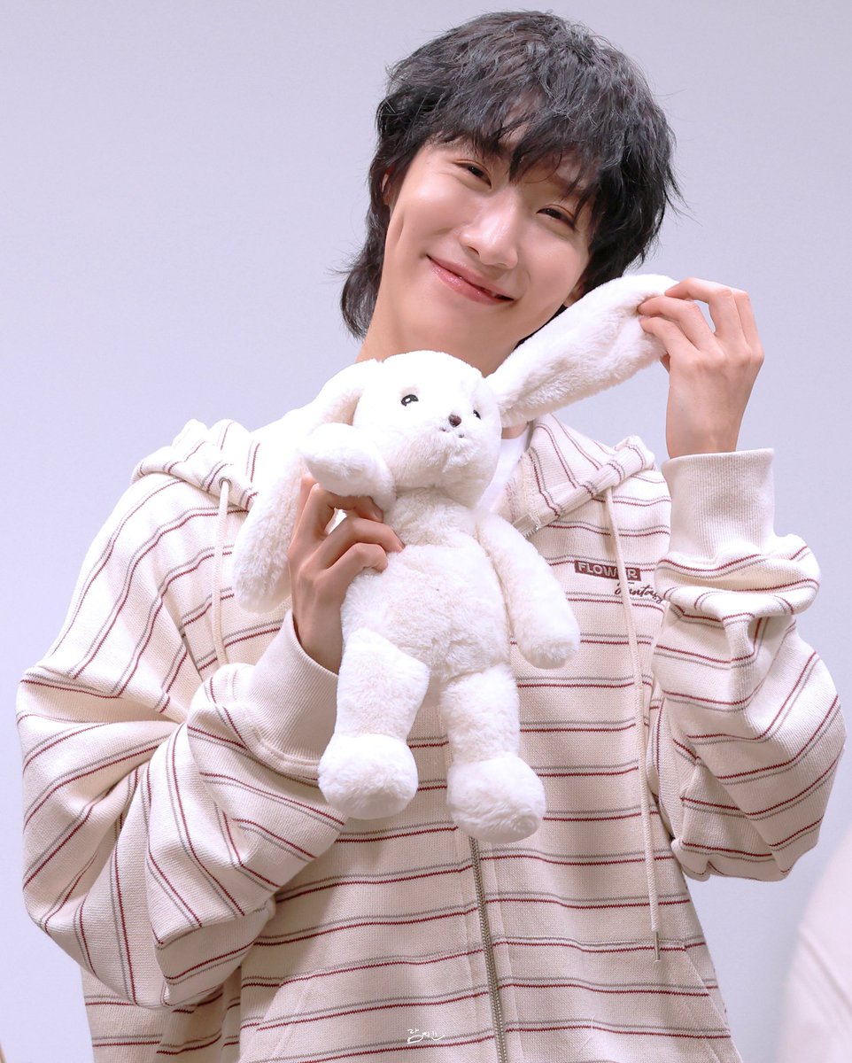 251115 대면 팬사인회 #원위 #동명 

       𓂋
꒰ა ₍ᐢ.  ̫.ᐢ₎ ໒꒱