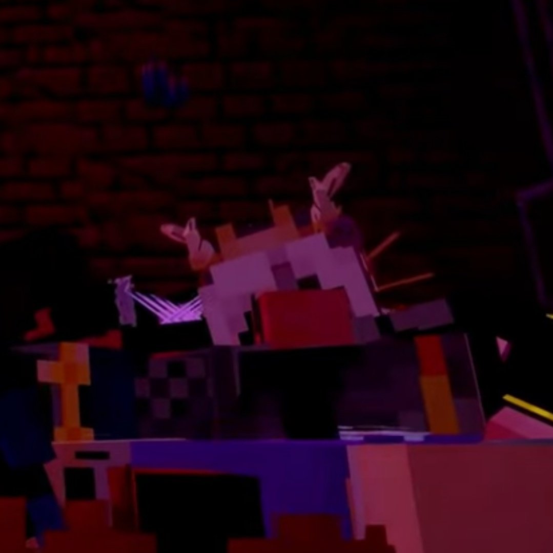 Em todas as cutscene de ontem, a !Celine tá com um olho danificado, não me lembro dela ter usado essa skin com esse olho preto antes #NKT