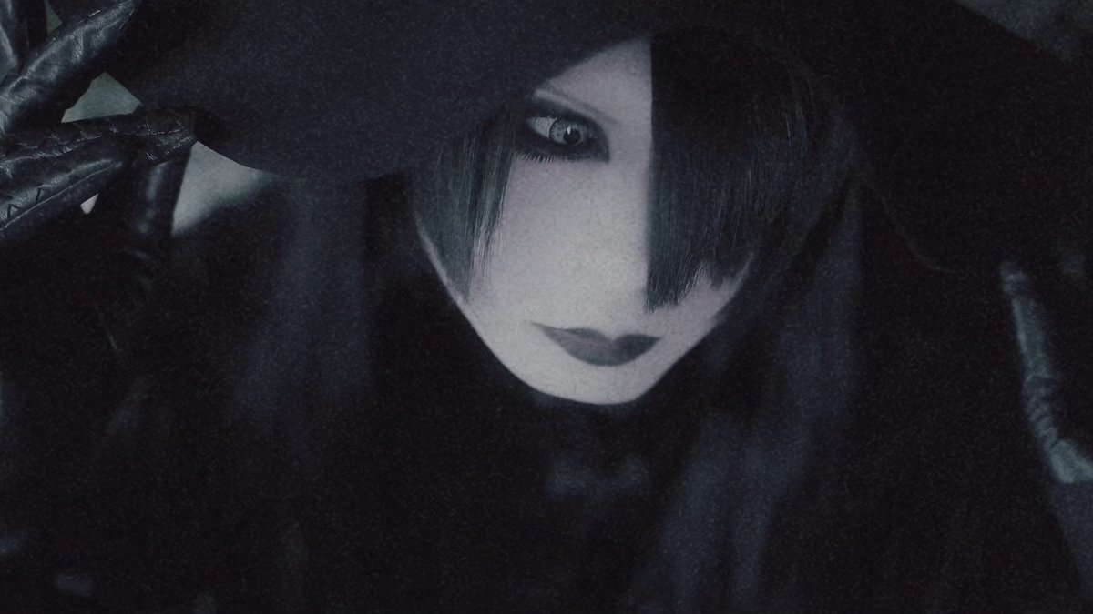 𝑌𝑎𝑠𝑡 tweet media